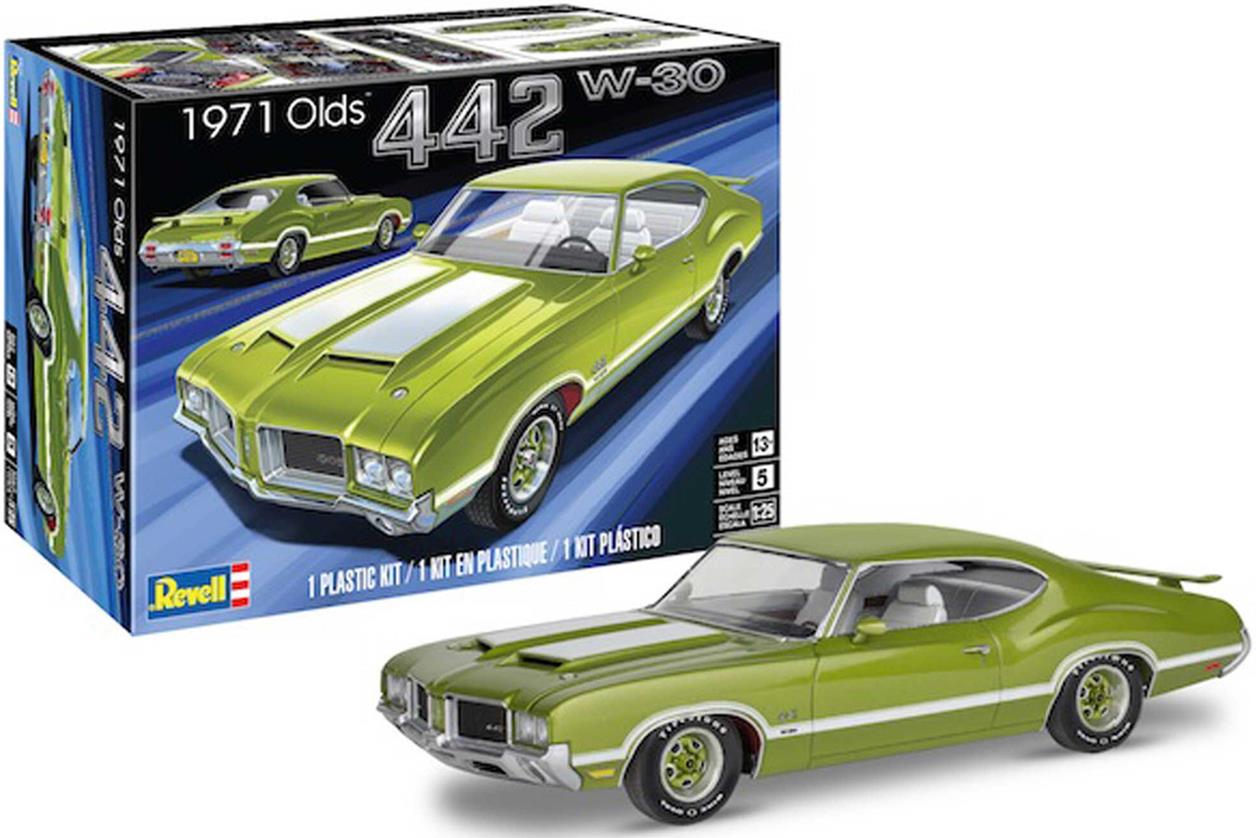 Revell Monogram 4511 '71 Olds 442 W-30 1:25
