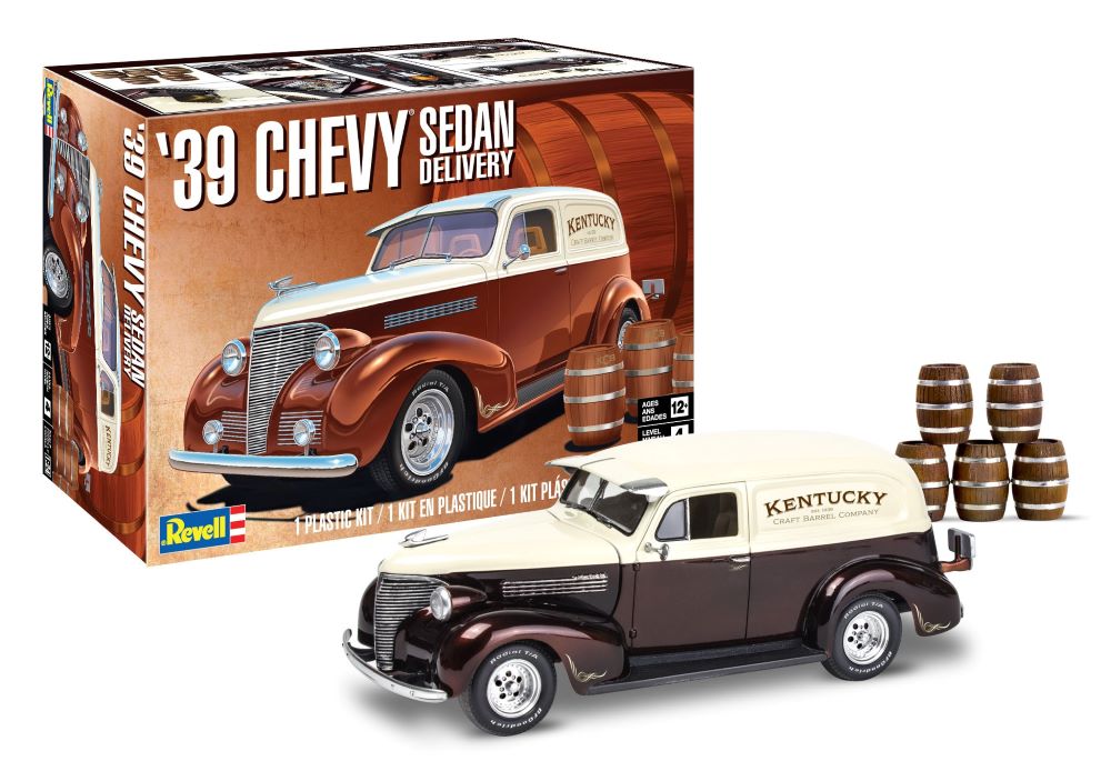 Revell Monogram 4529 '39 Chevy Sedan Delivery w/barrels 1:24