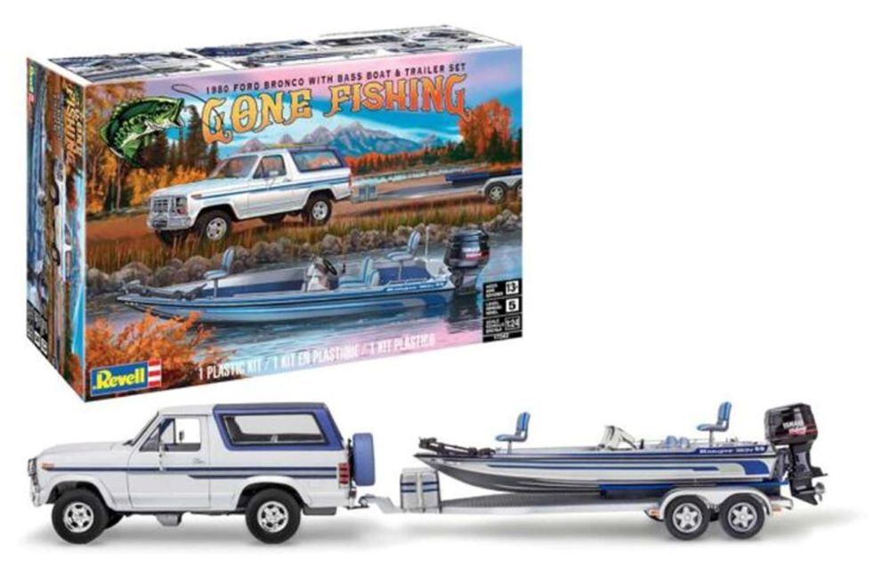 Revell Monogram 7242 '80 Ford Bronco w/Bass Boat & Trail 1:24