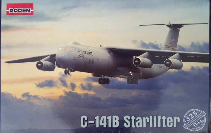 Roden 325 Lockheed C-141B Starlifter 1:144