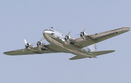 Roden 339 Boeing 307 Stratoliner 1:144