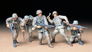 Tamiya 35196 German Front Line Infantry 1:35