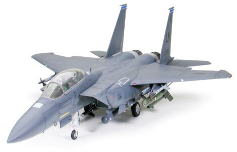 Tamiya 60312 F-15E Bunker Buster 1:32
