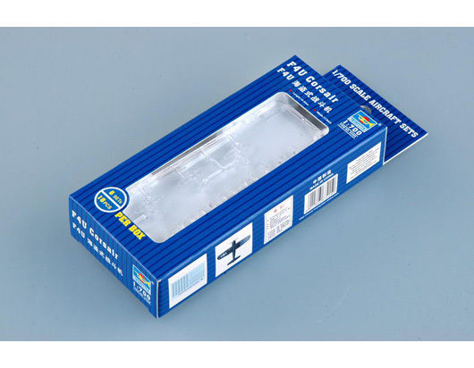 Trumpeter 3408 F4U-4 Corsair 1:700